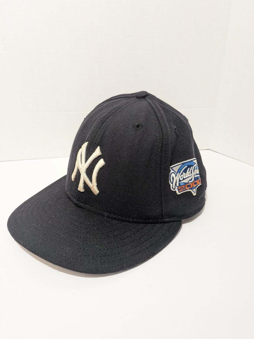 Vintage New Era New York Yankees 2000 World Series 59FIFTY Fitted Hat 7 1/2